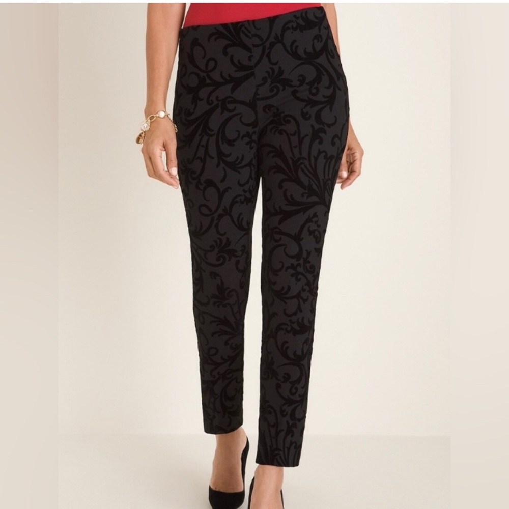 Chico's Black Floral Patterned Ankle Pants